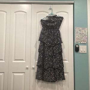 Seven islands S black with white splotches